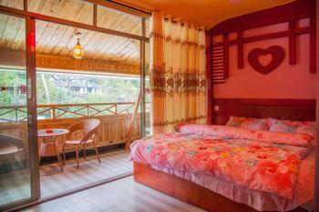 Fenghuang Lifetime True Love Hotel 外观 照片