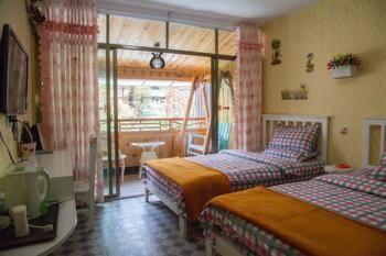 Fenghuang Lifetime True Love Hotel 外观 照片